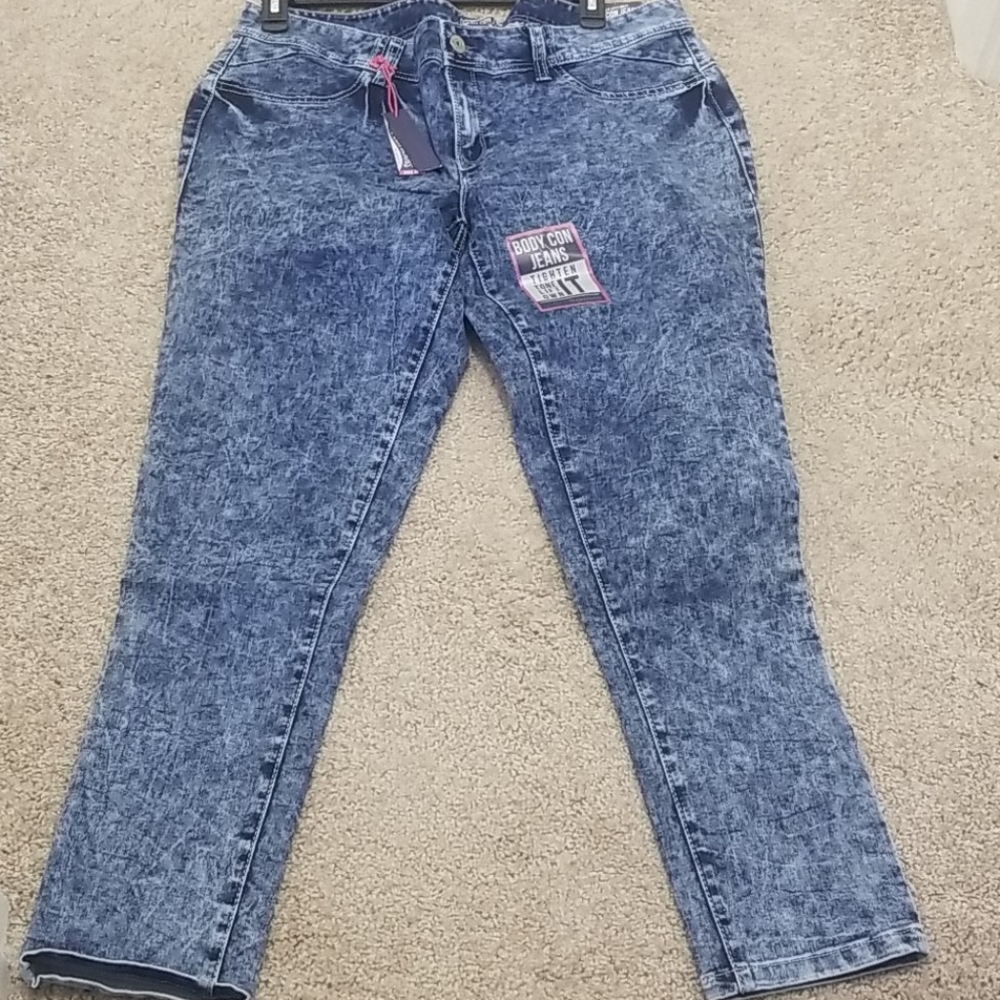 Jeans - Picture 4 of 6